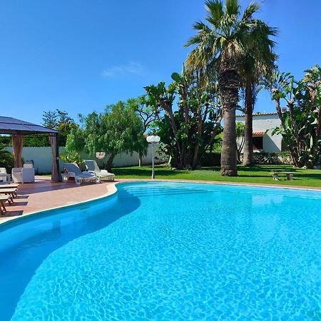 Villa Alfonsa, Fontane Bianche, Siracusa, Private Pool, 10Min From The Beach Luaran gambar